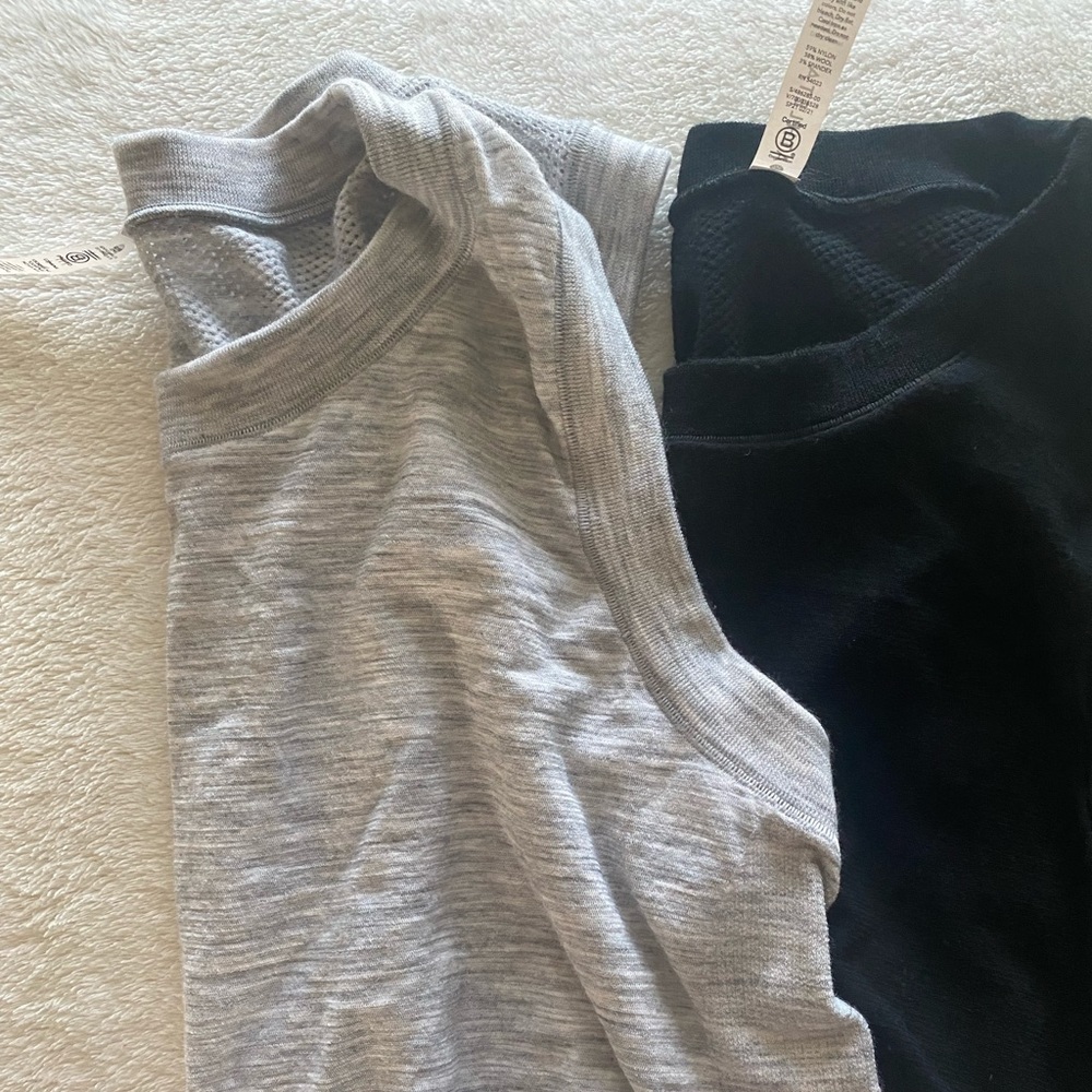 Athleta Lot of 2 Muscle Tees XL Black Gray Ruched Wool Blend Mesh Back